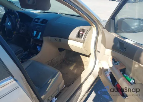 2003 Honda Accord 3.0 Ex z USA, uszkodzony, nr VIN 1HGCM66553A031719